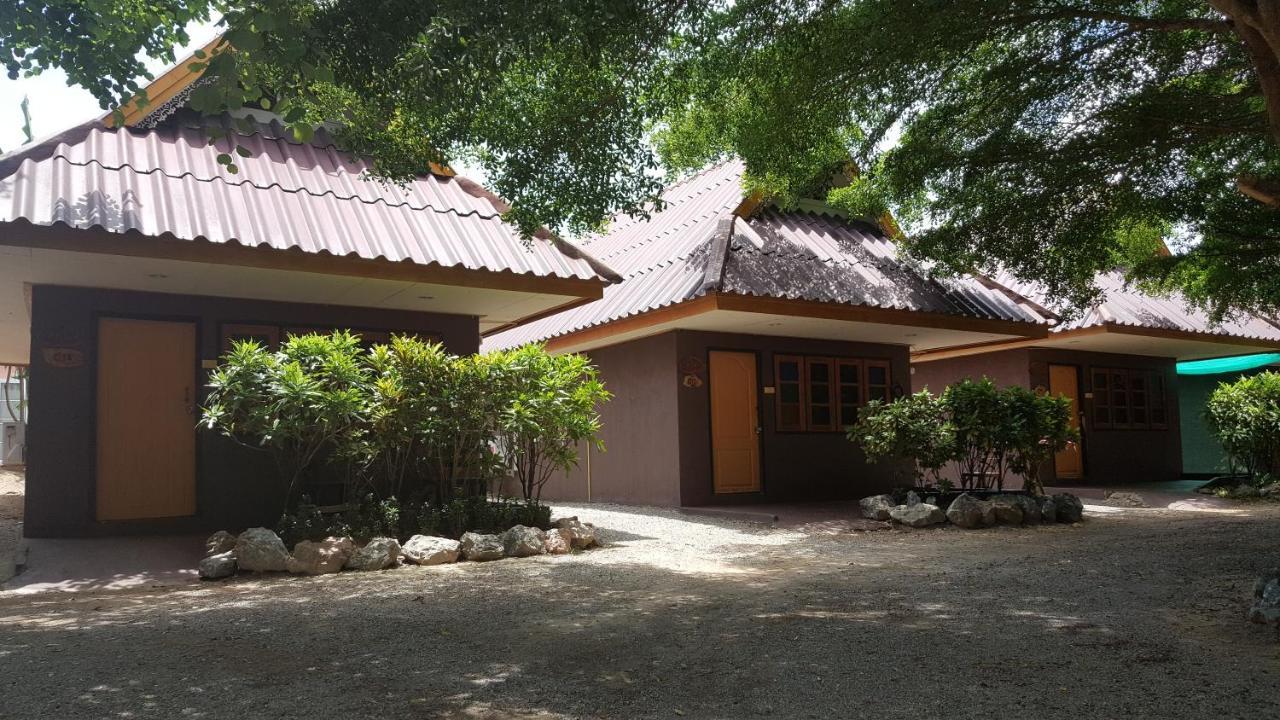 Bansuan Inthanon Resort Chom Thong Exteriör bild